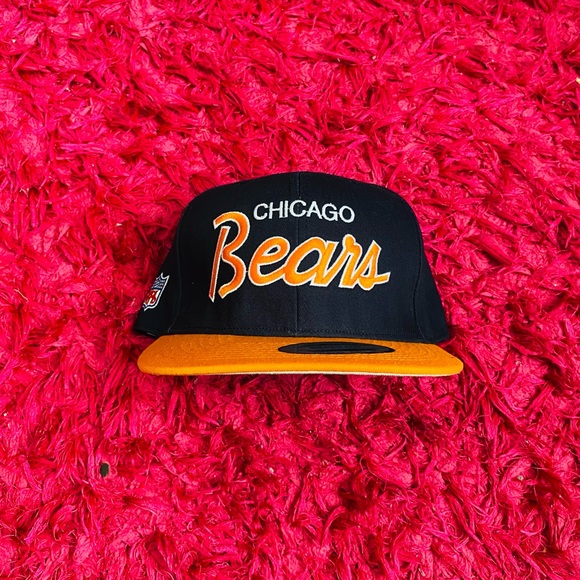 Hat - Picture 1 of 2